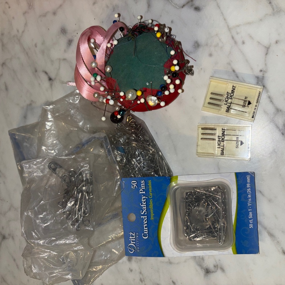 Dritz Curved Safety Pins Tomato Pincushion West German Sewing Machine Needle Lot